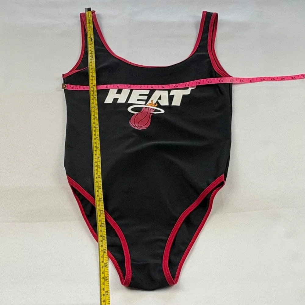 Miami Heat‎ Bodysuit Swimsuit One-Piece NBA Basketball Fan Gear Womens Lg